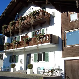 Gaestehaus Margarete 3*, Bad Wiessee Germania